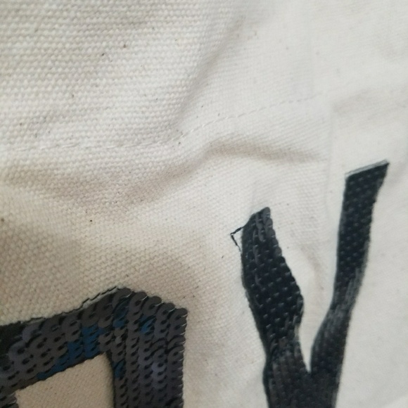 Pink zipper bag - Picture 3 of 7